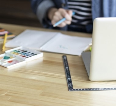 デザイン制作開始